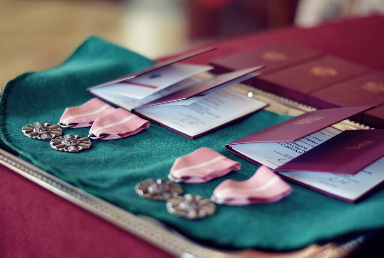 Zdjęcie medali z okazji pięćdziesięciolecia ślubu