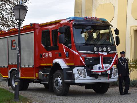 Zakup średniego samochodu ratowniczo-gaśniczego dla Ochotniczej Straży Pożarnej w Gaworzycach - 6