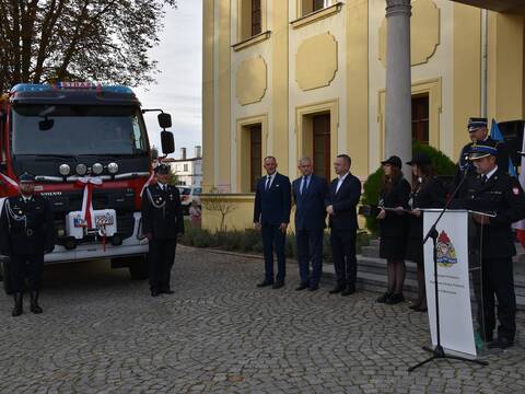 Zakup średniego samochodu ratowniczo-gaśniczego dla Ochotniczej Straży Pożarnej w Gaworzycach - 19