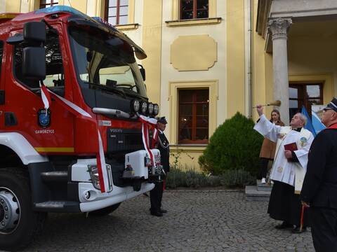 Zakup średniego samochodu ratowniczo-gaśniczego dla Ochotniczej Straży Pożarnej w Gaworzycach - 2
