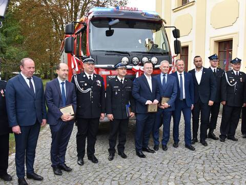 Zakup średniego samochodu ratowniczo-gaśniczego dla Ochotniczej Straży Pożarnej w Gaworzycach - 30