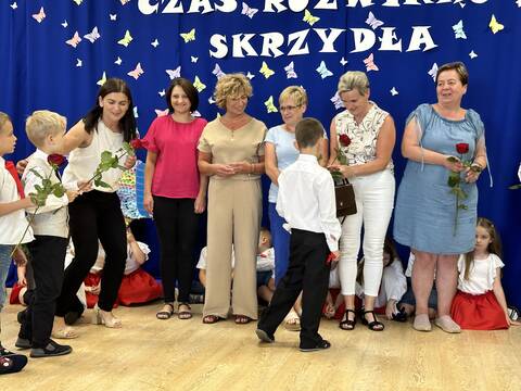 Grupa 6-latków pożegnała się z Publicznym Przedszkolem w Gaworzycach - 27