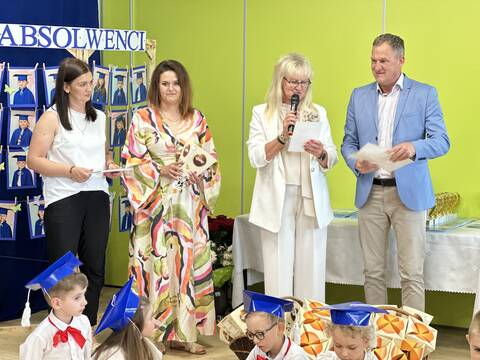 Grupa 6-latków pożegnała się z Publicznym Przedszkolem w Gaworzycach - 17