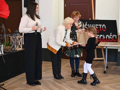 XIX Powiatowy Konkurs Recytatorski „Pokolenie”  - 36