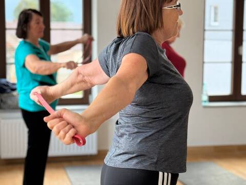 „Senior w formie” – aktywność i dobre samopoczucie - 8