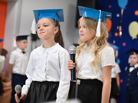 „Jeżyki” pożegnały przedszkole - 59