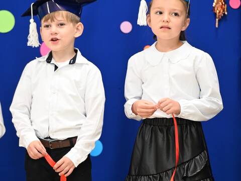 „Jeżyki” pożegnały przedszkole - 22