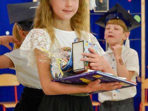„Muchomorki” zakończyły przedszkolną przygodę - 27