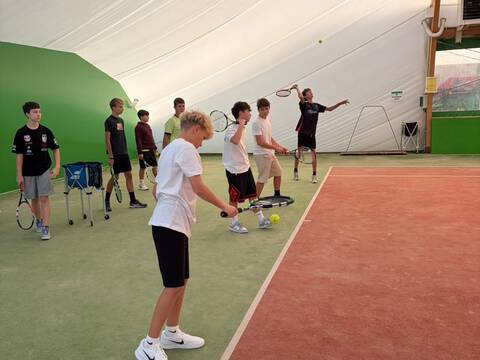 Sportowe emocje na kortach i badmintonowych boiskach - 1