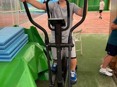 Sportowe emocje na kortach i badmintonowych boiskach - 18
